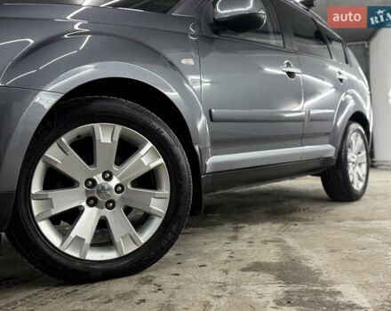 Сірий Міцубісі Аутлендер, об'ємом двигуна 2 л та пробігом 235 тис. км за 8950 $, фото 5 на Automoto.ua