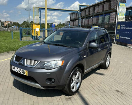 Мицубиси Аутлендер 2008 в Кременце на Automoto.ua Серый Мицубиси Аутлендер, объемом двигателя 2.2 л и пробегом 162 тыс. км за 9500 $, фото 1 на Automoto.ua