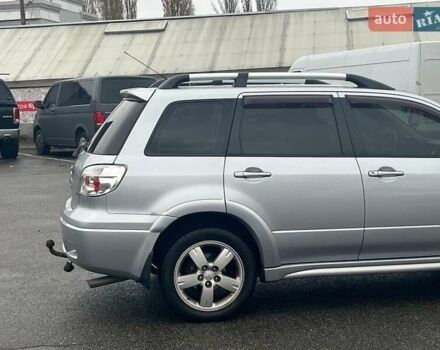 Серый Мицубиси Аутлендер, объемом двигателя 2.4 л и пробегом 324 тыс. км за 6890 $, фото 12 на Automoto.ua