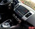 Серый Мицубиси Аутлендер, объемом двигателя 3 л и пробегом 160 тыс. км за 8999 $, фото 6 на Automoto.ua