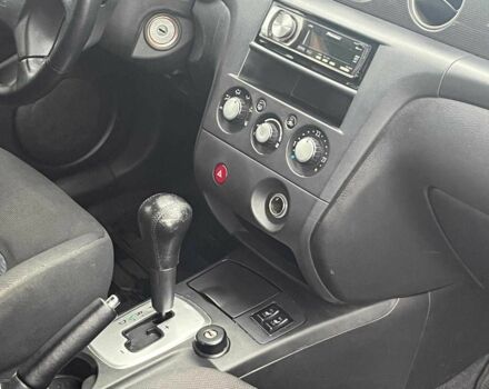 Сірий Міцубісі Аутлендер, об'ємом двигуна 2.4 л та пробігом 324 тис. км за 6890 $, фото 16 на Automoto.ua