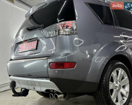 Сірий Міцубісі Аутлендер, об'ємом двигуна 2 л та пробігом 235 тис. км за 8950 $, фото 9 на Automoto.ua