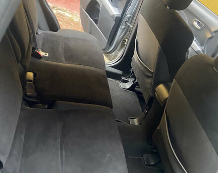 Серый Мицубиси Аутлендер, объемом двигателя 1.97 л и пробегом 229 тыс. км за 8500 $, фото 16 на Automoto.ua