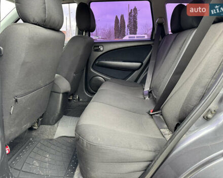 Серый Мицубиси Аутлендер, объемом двигателя 2.38 л и пробегом 254 тыс. км за 7300 $, фото 19 на Automoto.ua