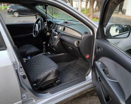 Сірий Міцубісі Аутлендер, об'ємом двигуна 2 л та пробігом 161 тис. км за 7500 $, фото 33 на Automoto.ua