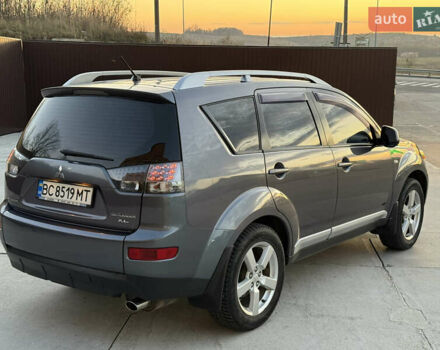 Серый Мицубиси Аутлендер, объемом двигателя 2.4 л и пробегом 210 тыс. км за 8300 $, фото 12 на Automoto.ua
