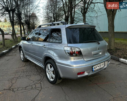 Серый Мицубиси Аутлендер, объемом двигателя 2.4 л и пробегом 320 тыс. км за 6000 $, фото 9 на Automoto.ua