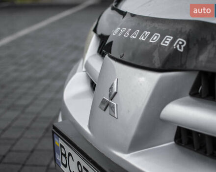 Сірий Міцубісі Аутлендер, об'ємом двигуна 2 л та пробігом 258 тис. км за 5650 $, фото 17 на Automoto.ua