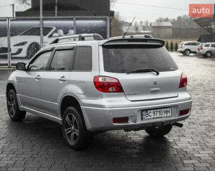 Сірий Міцубісі Аутлендер, об'ємом двигуна 2 л та пробігом 258 тис. км за 5650 $, фото 7 на Automoto.ua