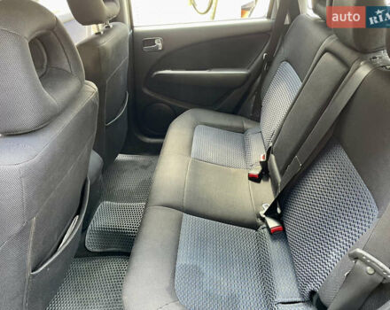 Сірий Міцубісі Аутлендер, об'ємом двигуна 2 л та пробігом 130 тис. км за 8500 $, фото 22 на Automoto.ua