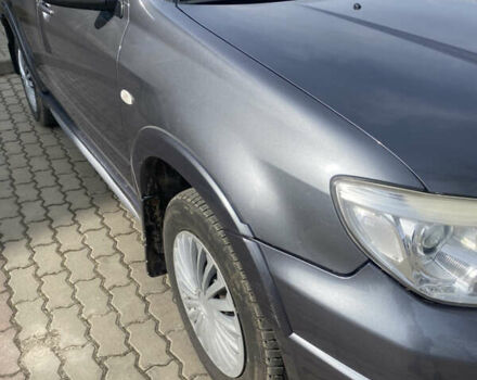 Мицубиси Аутлендер 2008 в Львове на Automoto.ua Серый Мицубиси Аутлендер, объемом двигателя 2 л и пробегом 194 тыс. км за 6700 $, фото 2 на Automoto.ua