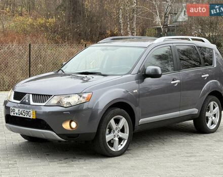 Серый Мицубиси Аутлендер, объемом двигателя 2.2 л и пробегом 162 тыс. км за 10000 $, фото 25 на Automoto.ua