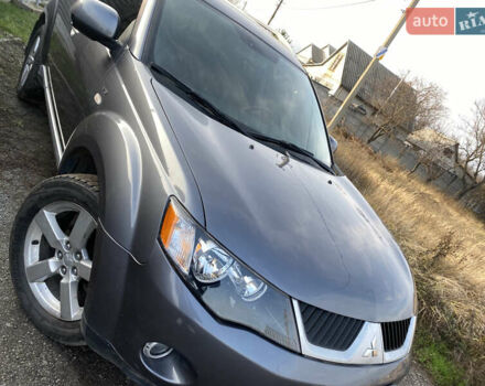 Сірий Міцубісі Аутлендер, об'ємом двигуна 3 л та пробігом 177 тис. км за 8900 $, фото 7 на Automoto.ua