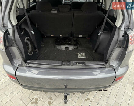 Серый Мицубиси Аутлендер, объемом двигателя 2.2 л и пробегом 162 тыс. км за 10000 $, фото 47 на Automoto.ua