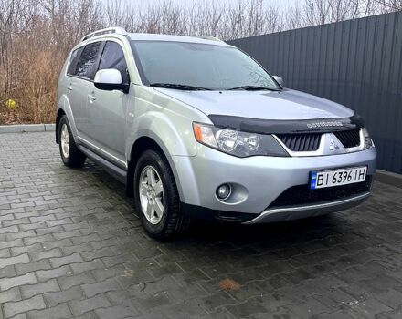 Мицубиси Аутлендер 2009 в Полтаве на Automoto.ua Серый Мицубиси Аутлендер, объемом двигателя 2.4 л и пробегом 223 тыс. км за 8600 $, фото 2 на Automoto.ua
