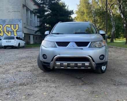 Сірий Міцубісі Аутлендер, об'ємом двигуна 2.4 л та пробігом 177 тис. км за 9500 $, фото 1 на Automoto.ua