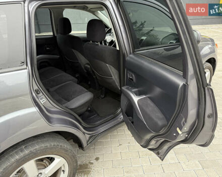 Серый Мицубиси Аутлендер, объемом двигателя 2.2 л и пробегом 162 тыс. км за 10000 $, фото 39 на Automoto.ua