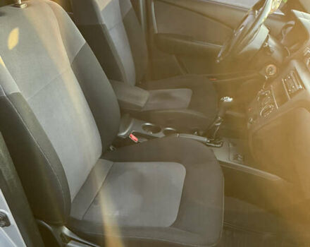 Серый Мицубиси Аутлендер, объемом двигателя 2 л и пробегом 138 тыс. км за 7000 $, фото 19 на Automoto.ua