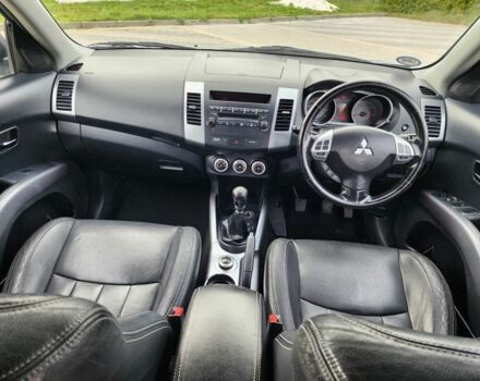 Сірий Міцубісі Аутлендер, об'ємом двигуна 2.2 л та пробігом 82 тис. км за 4066 $, фото 22 на Automoto.ua