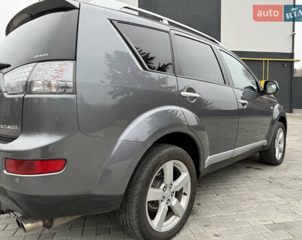 Серый Мицубиси Аутлендер, объемом двигателя 2.2 л и пробегом 162 тыс. км за 10000 $, фото 16 на Automoto.ua