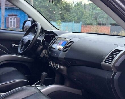 Серый Мицубиси Аутлендер, объемом двигателя 2.4 л и пробегом 171 тыс. км за 9199 $, фото 12 на Automoto.ua