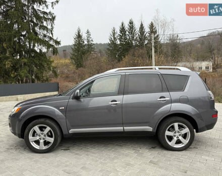 Серый Мицубиси Аутлендер, объемом двигателя 2.2 л и пробегом 162 тыс. км за 10000 $, фото 6 на Automoto.ua