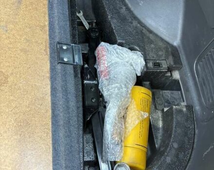 Сірий Міцубісі Аутлендер, об'ємом двигуна 2.38 л та пробігом 127 тис. км за 9999 $, фото 40 на Automoto.ua