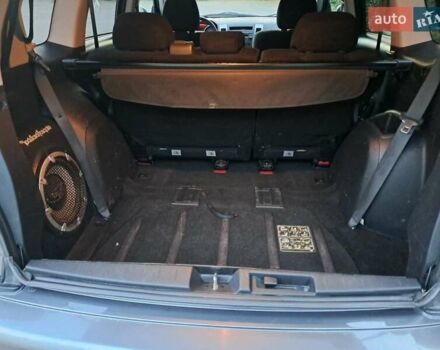 Серый Мицубиси Аутлендер, объемом двигателя 2 л и пробегом 275 тыс. км за 8000 $, фото 26 на Automoto.ua