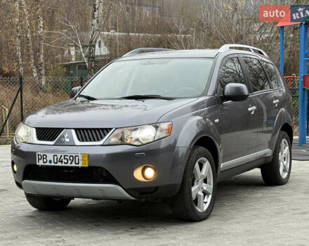 Серый Мицубиси Аутлендер, объемом двигателя 2.2 л и пробегом 162 тыс. км за 10000 $, фото 26 на Automoto.ua