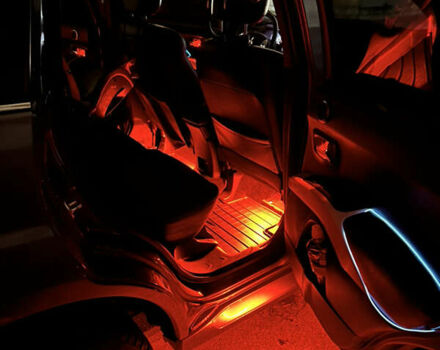 Серый Мицубиси Аутлендер, объемом двигателя 3 л и пробегом 279 тыс. км за 11300 $, фото 24 на Automoto.ua