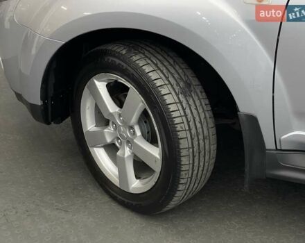 Сірий Міцубісі Аутлендер, об'ємом двигуна 2.4 л та пробігом 74 тис. км за 10676 $, фото 7 на Automoto.ua