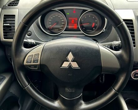 Серый Мицубиси Аутлендер, объемом двигателя 2.4 л и пробегом 153 тыс. км за 11500 $, фото 10 на Automoto.ua