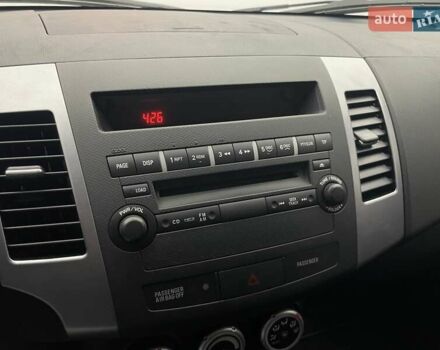 Сірий Міцубісі Аутлендер, об'ємом двигуна 2.4 л та пробігом 74 тис. км за 10676 $, фото 12 на Automoto.ua