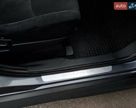 Серый Мицубиси Аутлендер, объемом двигателя 2 л и пробегом 275 тыс. км за 8000 $, фото 20 на Automoto.ua