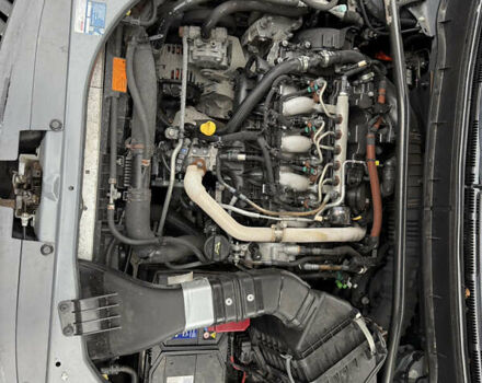 Серый Мицубиси Аутлендер, объемом двигателя 2.2 л и пробегом 162 тыс. км за 10000 $, фото 52 на Automoto.ua