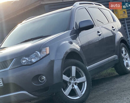 Сірий Міцубісі Аутлендер, об'ємом двигуна 3 л та пробігом 177 тис. км за 8900 $, фото 9 на Automoto.ua