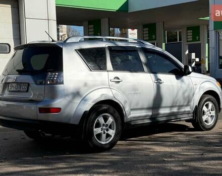 Серый Мицубиси Аутлендер, объемом двигателя 2.36 л и пробегом 45 тыс. км за 9500 $, фото 4 на Automoto.ua