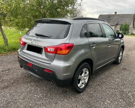 Серый Мицубиси Аутлендер, объемом двигателя 2 л и пробегом 180 тыс. км за 5313 $, фото 3 на Automoto.ua