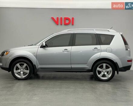 Сірий Міцубісі Аутлендер, об'ємом двигуна 2.4 л та пробігом 74 тис. км за 10676 $, фото 2 на Automoto.ua
