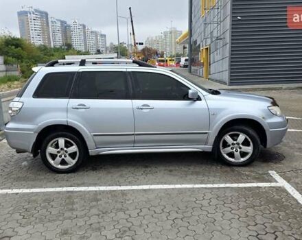 Міцубісі Аутлендер 2009 у Києві на Automoto.ua Сірий Міцубісі Аутлендер, об'ємом двигуна 2.38 л та пробігом 274 тис. км за 7200 $, фото 4 на Automoto.ua