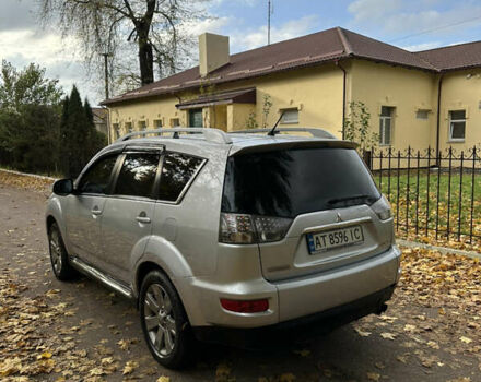 Міцубісі Аутлендер 2009 у Радивилове на Automoto.ua Сірий Міцубісі Аутлендер, об'ємом двигуна 2.18 л та пробігом 275 тис. км за 9900 $, фото 6 на Automoto.ua