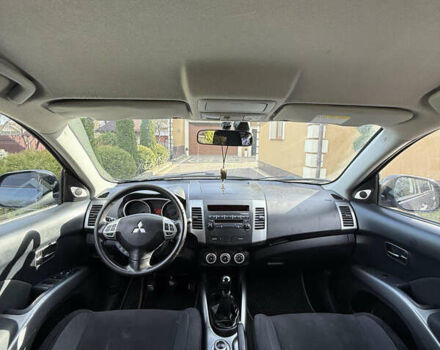 Серый Мицубиси Аутлендер, объемом двигателя 1.97 л и пробегом 242 тыс. км за 8999 $, фото 15 на Automoto.ua