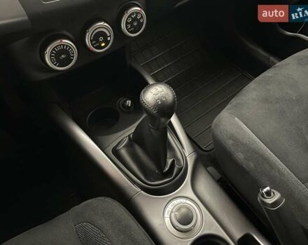 Сірий Міцубісі Аутлендер, об'ємом двигуна 2.4 л та пробігом 74 тис. км за 10676 $, фото 14 на Automoto.ua