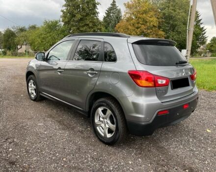 Серый Мицубиси Аутлендер, объемом двигателя 2 л и пробегом 180 тыс. км за 5313 $, фото 5 на Automoto.ua