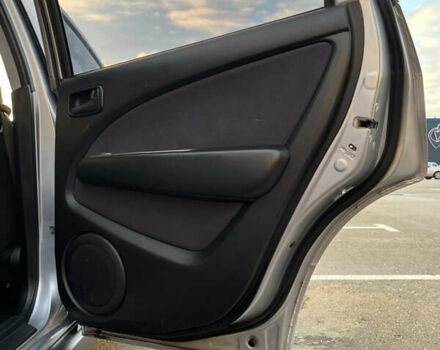 Серый Мицубиси Аутлендер, объемом двигателя 2 л и пробегом 138 тыс. км за 7000 $, фото 17 на Automoto.ua