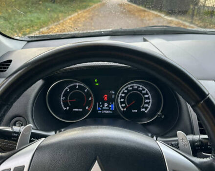 Міцубісі Аутлендер 2009 у Радивилове на Automoto.ua Сірий Міцубісі Аутлендер, об'ємом двигуна 2.18 л та пробігом 275 тис. км за 9900 $, фото 16 на Automoto.ua