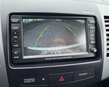 Серый Мицубиси Аутлендер, объемом двигателя 2.2 л и пробегом 289 тыс. км за 11300 $, фото 19 на Automoto.ua