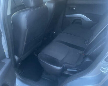 Серый Мицубиси Аутлендер, объемом двигателя 2 л и пробегом 286 тыс. км за 10300 $, фото 12 на Automoto.ua