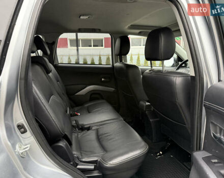 Сірий Міцубісі Аутлендер, об'ємом двигуна 2.2 л та пробігом 236 тис. км за 9800 $, фото 25 на Automoto.ua