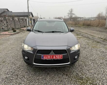 Серый Мицубиси Аутлендер, объемом двигателя 2.2 л и пробегом 289 тыс. км за 11300 $, фото 1 на Automoto.ua